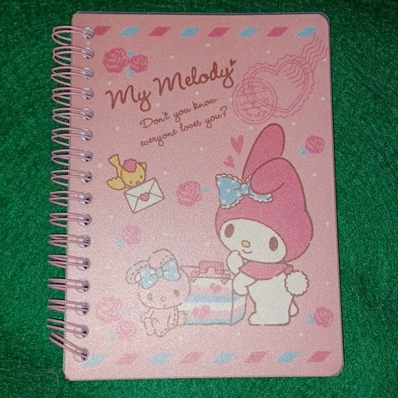 MY MELODY Book, Wristlet/Makeup sachel, and Keychain - Picture 5 of 12